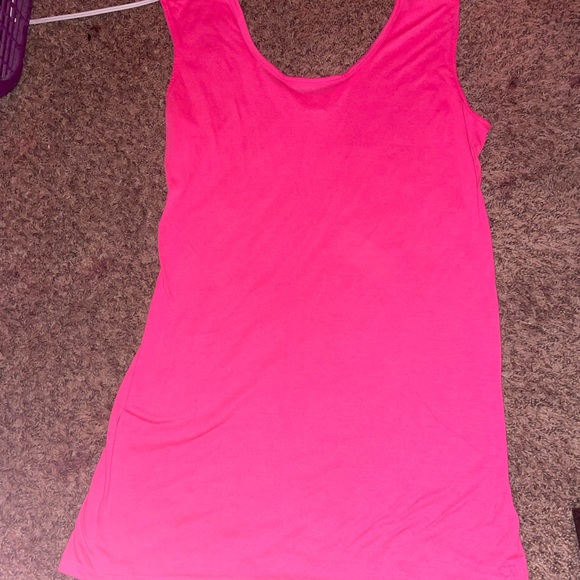 Pink women tank great condition. Smoke free home. - Picture 1 of 2